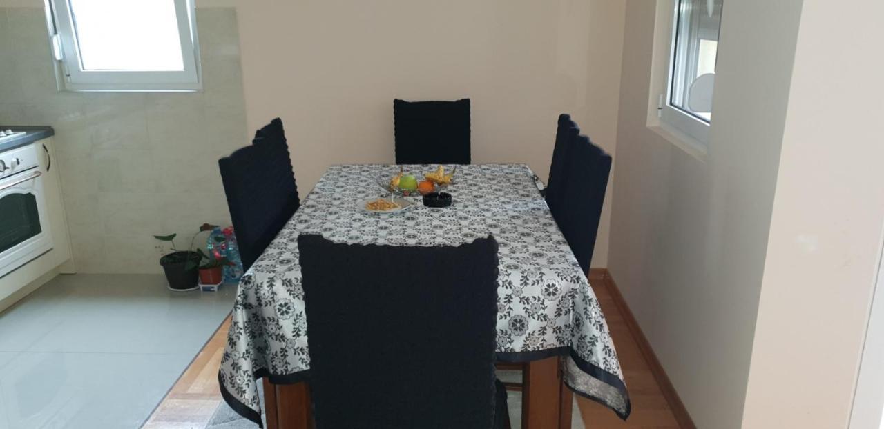 Nikolina Apartments Котор Экстерьер фото